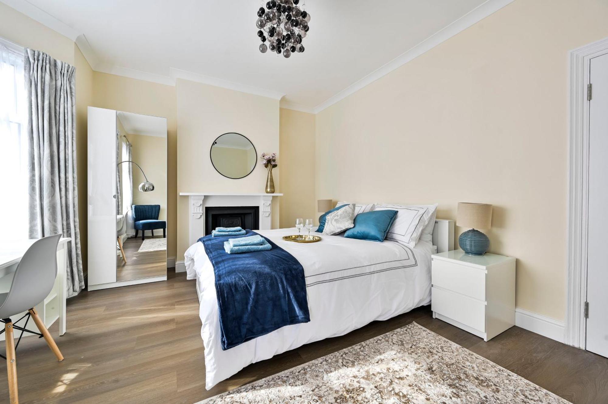 A Two Bedroom A Stride Away From Meridian Greenwich ลอนดอน ภายนอก รูปภาพ